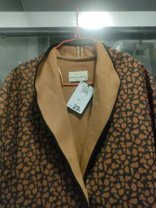 Capa mujer estampado leopardo talla única