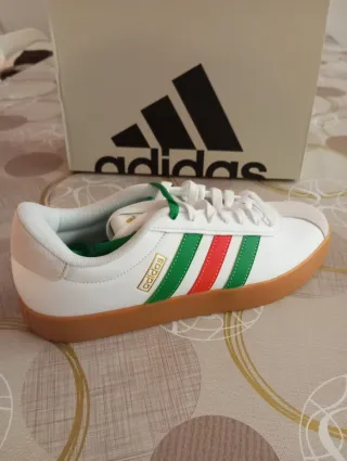 Zapatillas Adidas Hombre Blancas y Verdes