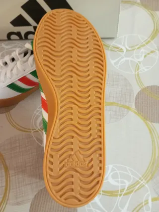 Zapatillas Adidas Hombre Blancas y Verdes