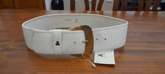 Cintura Lancetti bianca con fibbia dorata