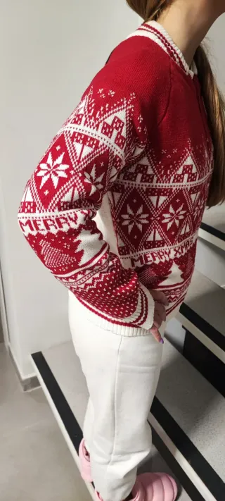 Maglione natalizio rosso e bianco