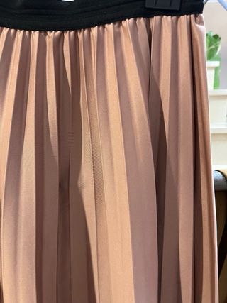 Lote 2 faldas midi plisadas