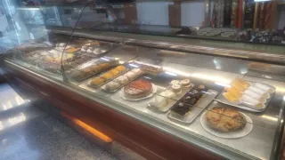 Vitrina expositora pastelería