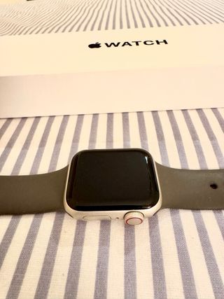 Apple Watch Series 9 GPS + Cellular