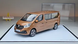 Renault Trafic Furgón Maqueta Color Bronce
