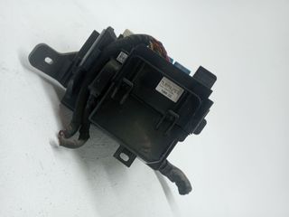 CAJA RELES / FUSIBLES KIA CEED (12)