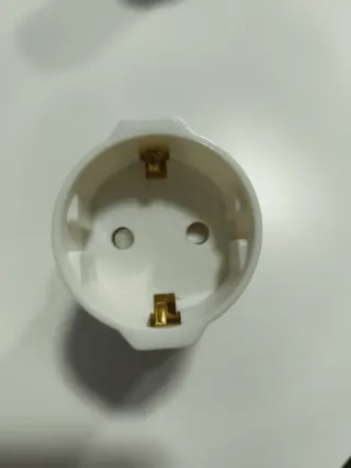 Adaptador Enchufe UK/Irlanda Blanco 2uds