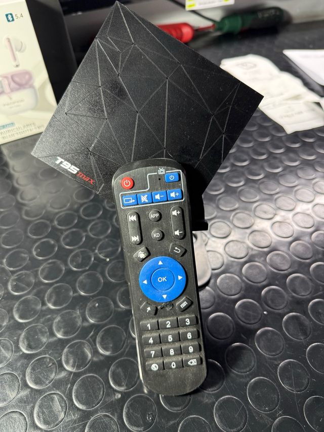 TV Box T95 Max con mando