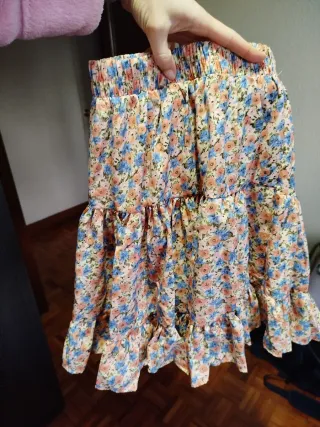 Falda corta floral
