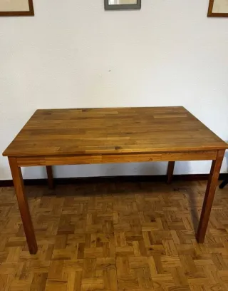 Tavolo da pranzo in legno