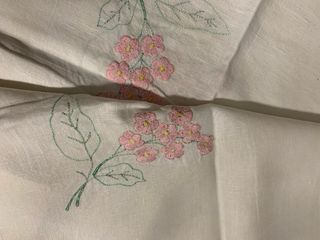 Tovaglia e 6 tovaglioli lino ricamati