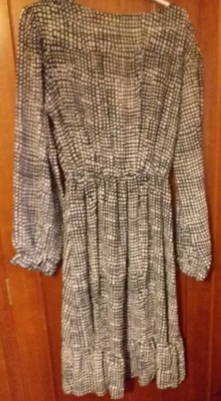 Vestido con etiqueta