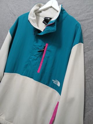 the north face pile zip size XXL white