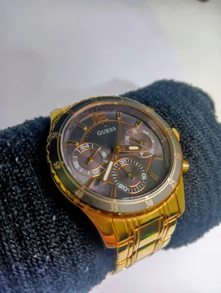 Reloj Guess Cronógrafo Dorado Hombre