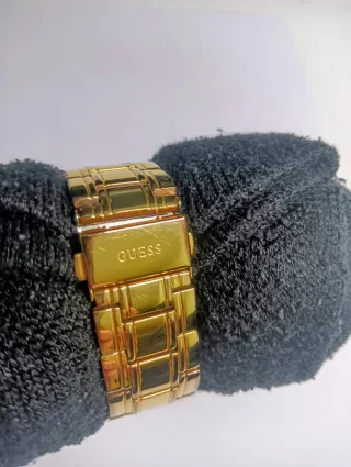 Reloj Guess Cronógrafo Dorado Hombre