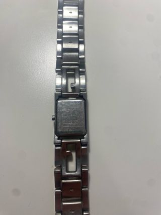 Reloj Guess original bicolor J50102L2 con detalles