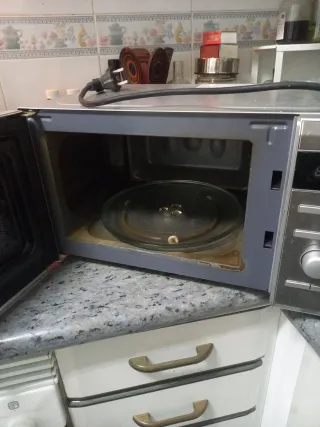 Microondas Carrefour