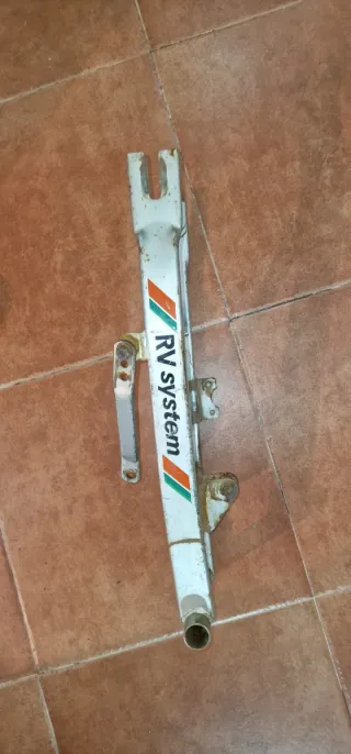 Basculante Rieju RV 50