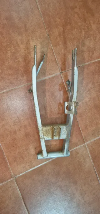 Basculante Rieju RV 50