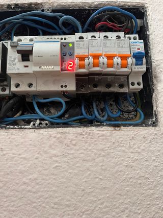 Electricista en Dos Hermanas 24h