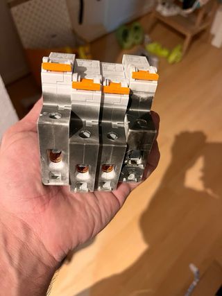 Electricista en Dos Hermanas 24h