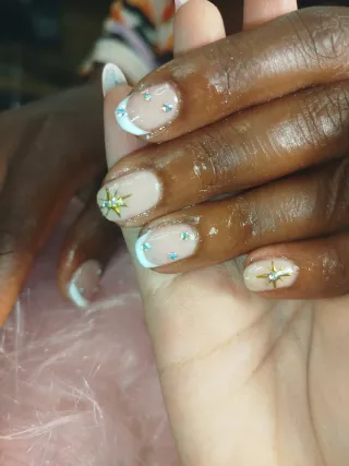 Servio de manicura y pedicura