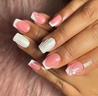 Servio de manicura y pedicura