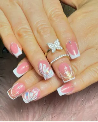 Servio de manicura y pedicura