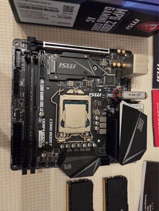 MSI Z390i Placa Base ITX LGA 1151