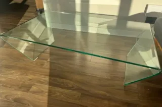 Mesa de centro de cristal diseño moderno