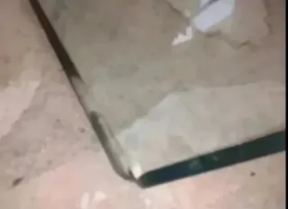 Mesa de centro de cristal diseño moderno