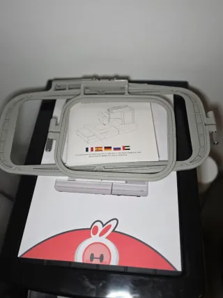 Máquina de bordar POOLIN EOC05