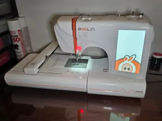 Máquina de bordar POOLIN EOC05