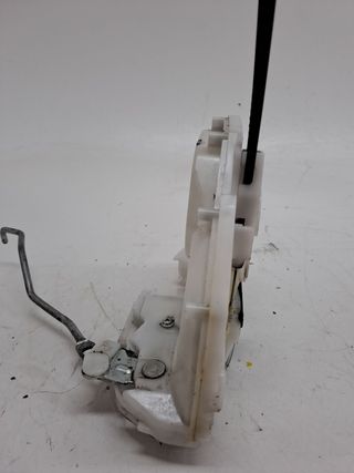 CERRADURA PUERTA DELANTERA DERECHA SUZUKI SX4