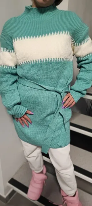 Maglione lungo con cintura