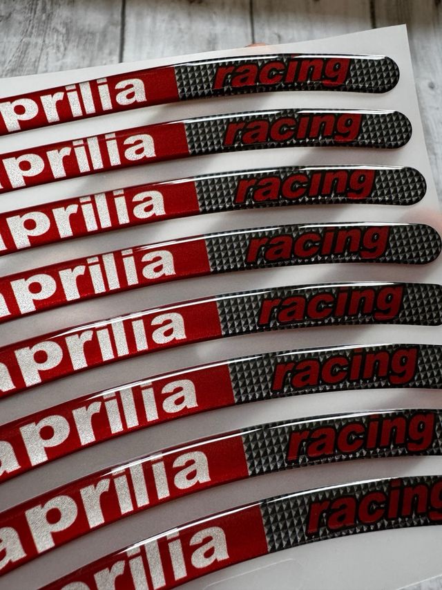 EMBLEMAS APRILIA RACING ADHESIVOS LLANTA MOTO LOGO