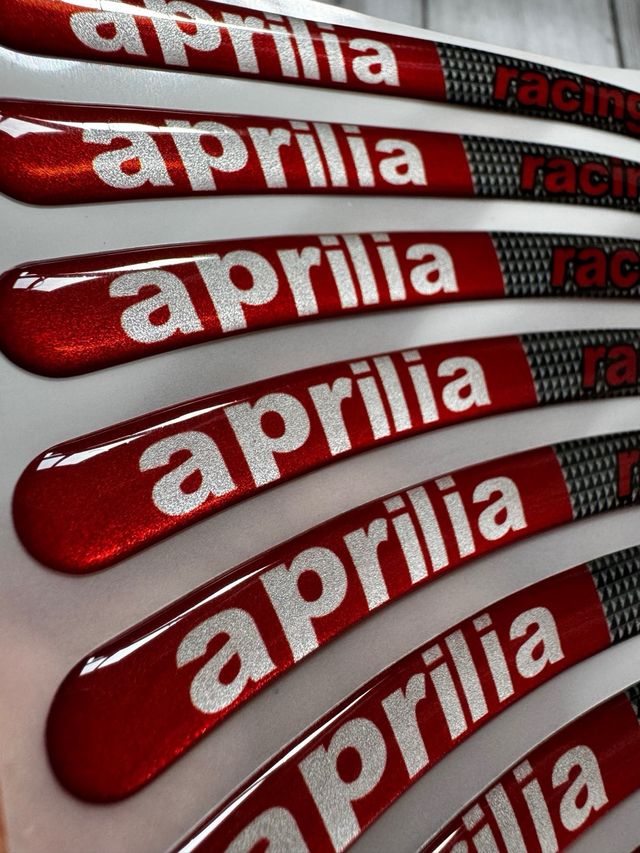 EMBLEMAS APRILIA RACING ADHESIVOS LLANTA MOTO LOGO