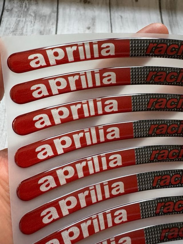 EMBLEMAS APRILIA RACING ADHESIVOS LLANTA MOTO LOGO