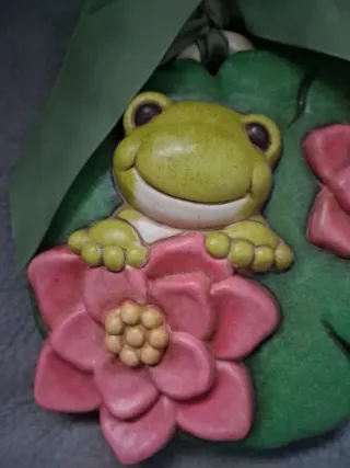 Formella Thun Rana e Fiori