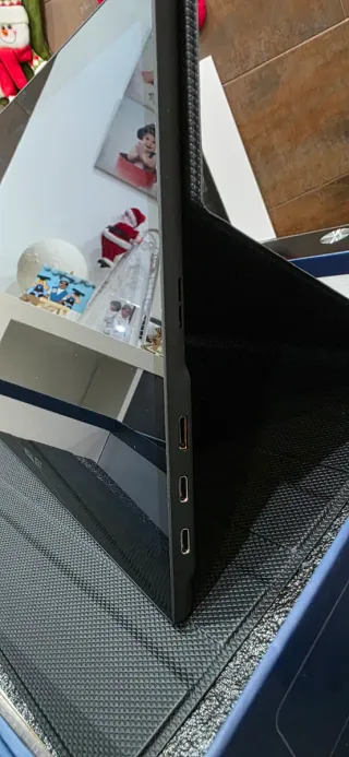 Pantalla Portátil 13.3 Negra/Gris