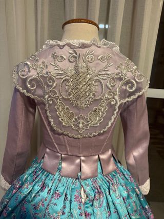 Traje de Fallera Niña Lila y Turquesa