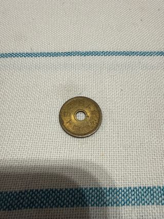 Moneda Japón 5 Yenes 1973.