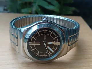 Swatch Irony Cuarzo Negro