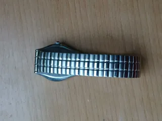 Swatch Irony Cuarzo Negro