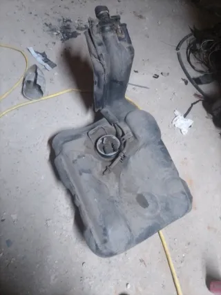 Depósito y bomba gasolina Golf GTI 16v  MK3