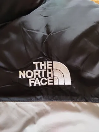 Chaqueta The North Face Negra y Gris