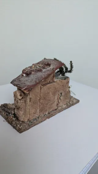 Casetta presepe con fienile