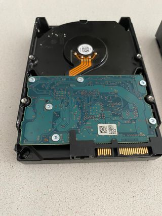 PACK 2 DISCOS DUROS Hitachi 2TB