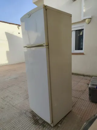 Nevera blanca Whirlpool,fin de obra, leo ofertas