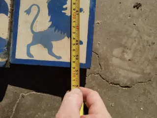 Azulejos antiguos decorativos león y flor